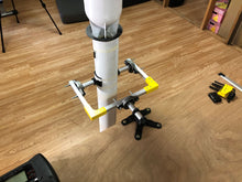 Load image into Gallery viewer, 3D-printable SpaceX rocket mounted in a test rig to tune the parameters 2.
